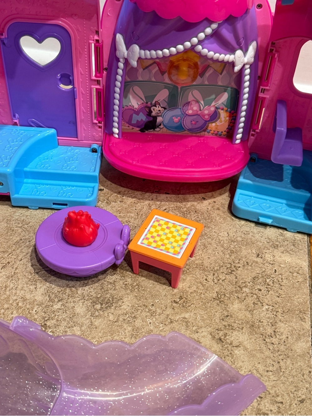 Disney Pink & Purple Minnie Mouse Fold-Out Camper Figurine Camping Playset - Picture 3 of 10